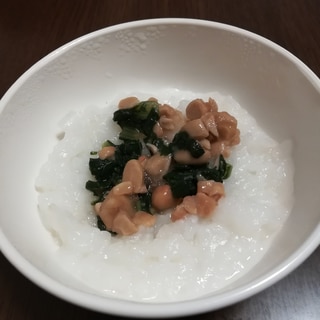 離乳食後期★納豆小松菜乗っけ粥